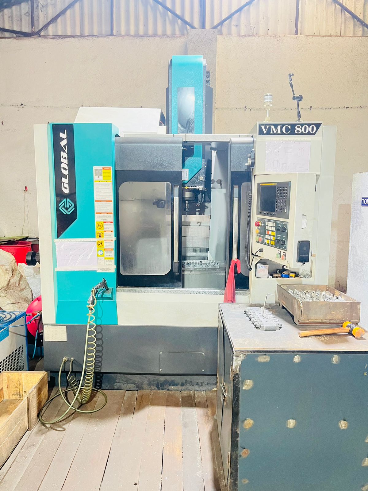 Mitee VMC 800 Machine